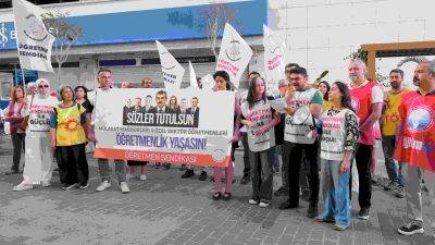 Özel Sektör Öğretmenleri Sendikası yetkilileri, mülakat mağduru öğretmenlere ve özel